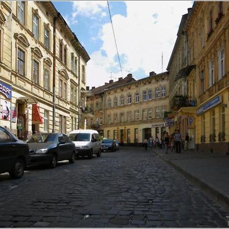 Невеликі Апартаменти-Смарт В Центральній Частині Біля Тц Магнус Лвив Екстериор снимка